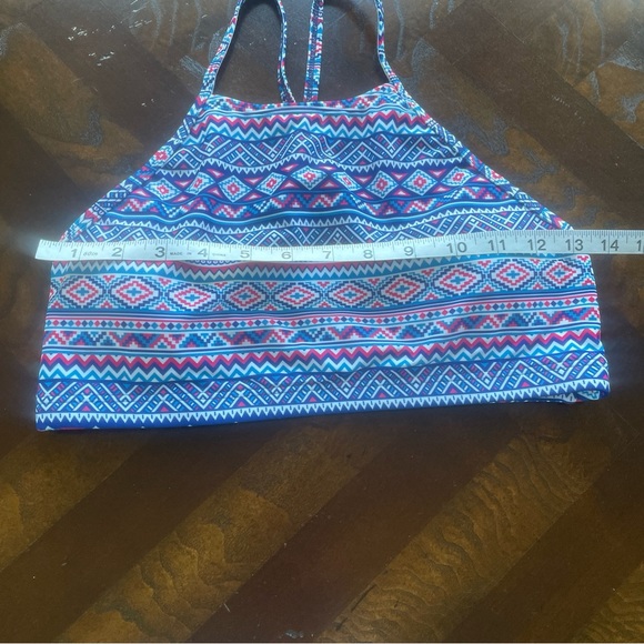 New UPF 50+ Adjustable Strap Removable Pads Aztec Print Swim Top Size Small - Picture 7 of 10